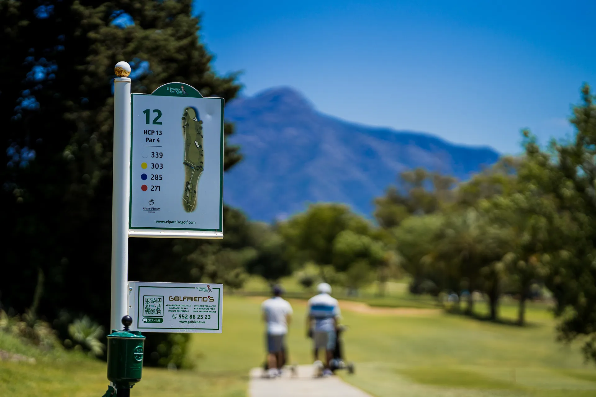 Descubre nuestro proyecto de rebranding para El Paraiso Golf Club. Una nueva identidad visual para modernizar y fortalecer la marca de este icónico campo de golf. 4